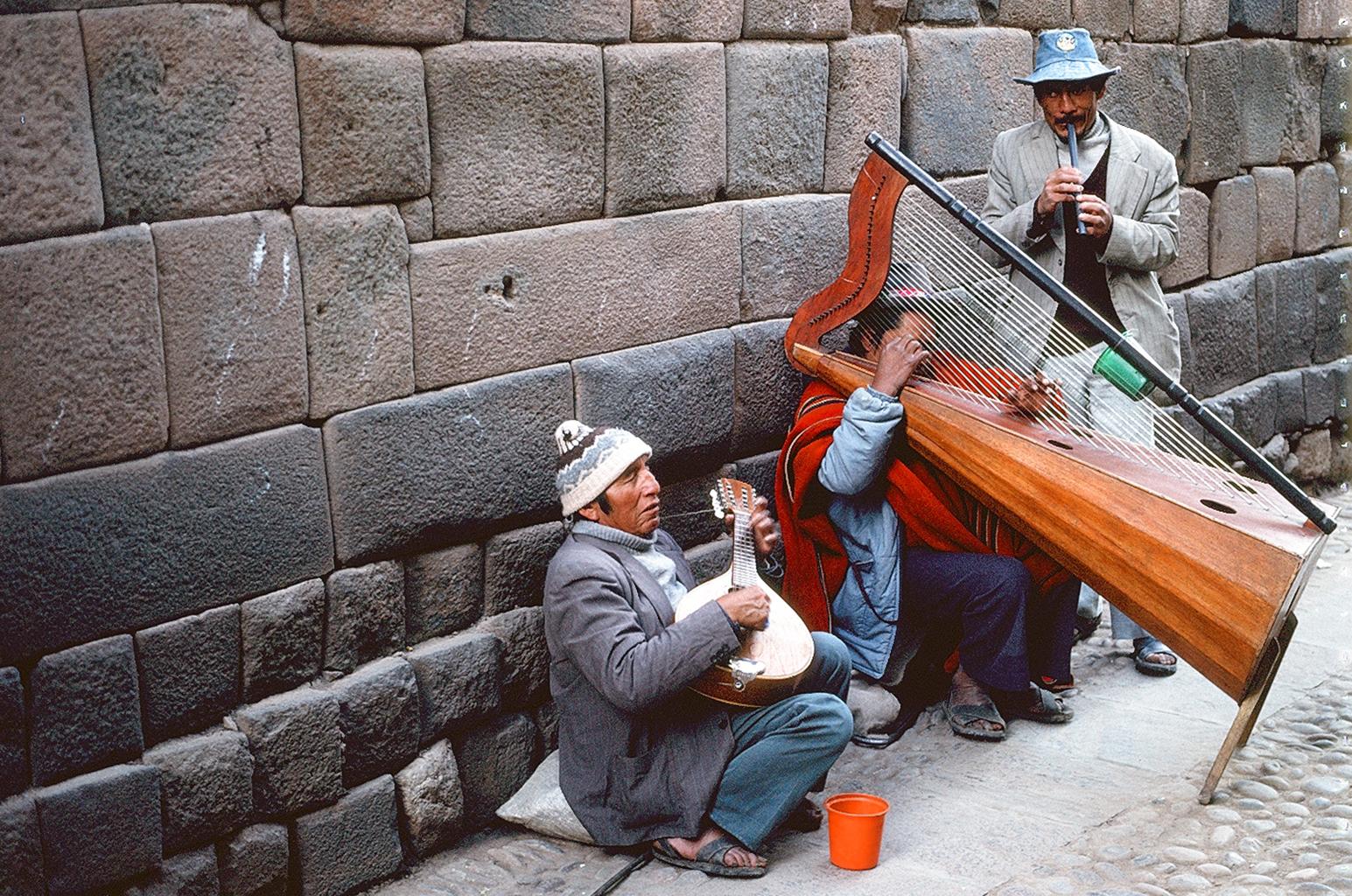 Street band, Cuzco 1989